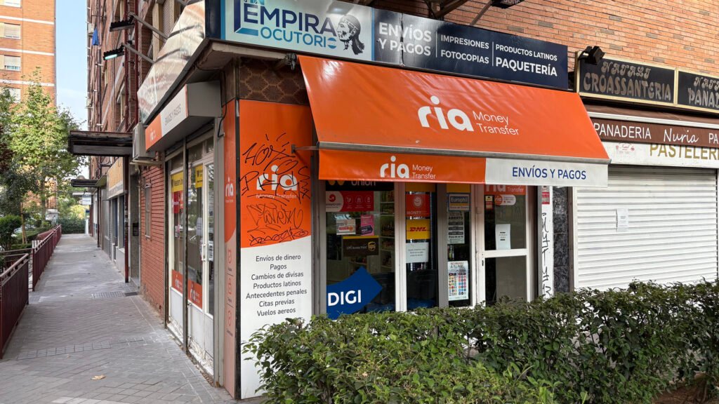 Envis y pagos Lempira local fisico